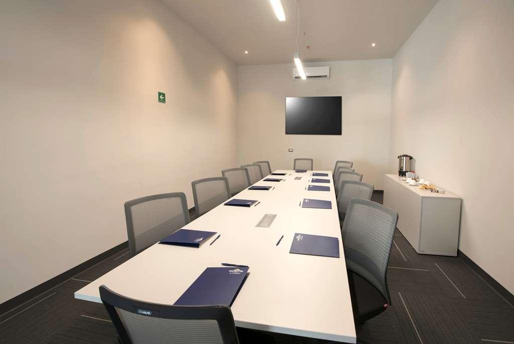 Microtel Inn & Suites By Wyndham Irapuato Servizi foto