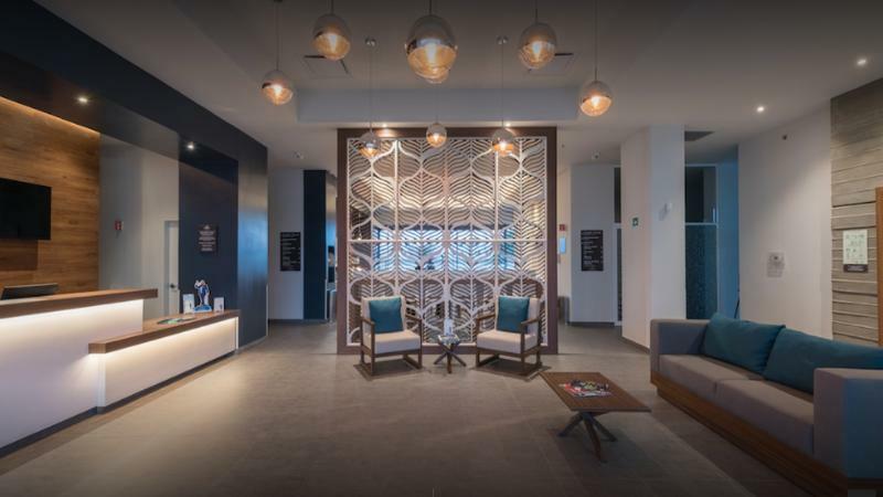 Microtel Inn & Suites By Wyndham Irapuato Esterno foto